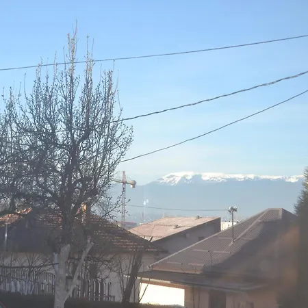 Apple * Сараево