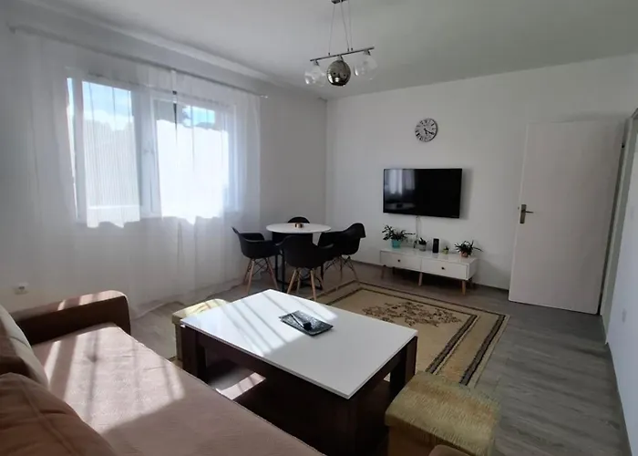 Apple Апартаменты *